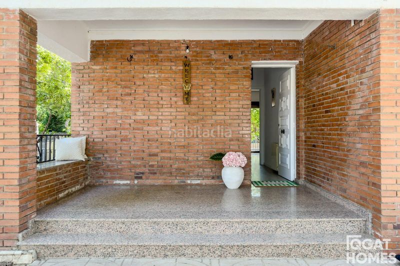 Foto ba57e676-7843-461a-939c-923bd10004b3. Casa amb calefacció aparcament piscina a Mira-sol Sant Cugat del Vallès
