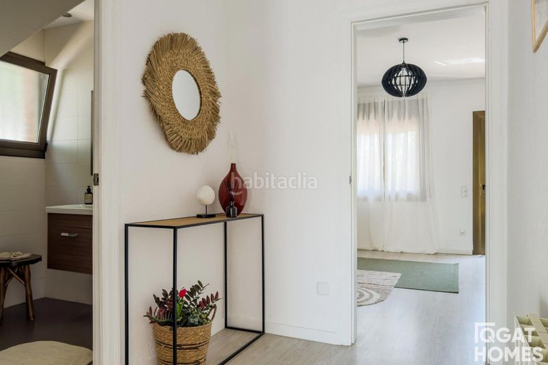 Foto f8f8cb9f-7331-4c9b-a8d2-a532961fc691. Casa amb calefacció aparcament piscina a Mira-sol Sant Cugat del Vallès
