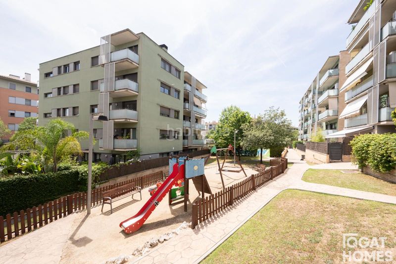 Foto 7c390c84-ba27-415f-98d5-8d140a3e66e8. Àtic amb calefacció aparcament piscina a Volpelleres Sant Cugat del Vallès