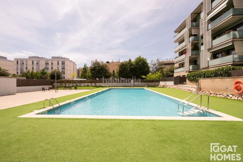 Foto a9766e53-e93f-4425-884b-e3d8cd2b3d8b. Àtic amb calefacció aparcament piscina a Volpelleres Sant Cugat del Vallès