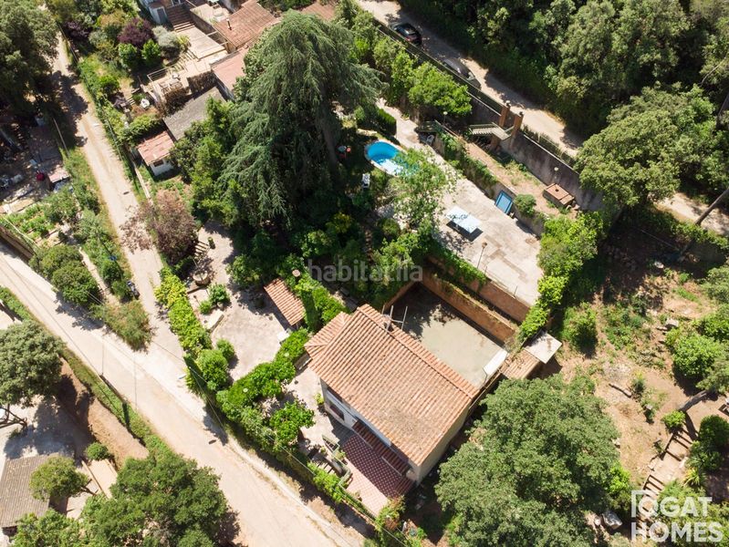 Foto 1b59b61e-c394-4a67-b725-a4da1c4f21f8. Casa amb aparcament piscina a Molins de Rei