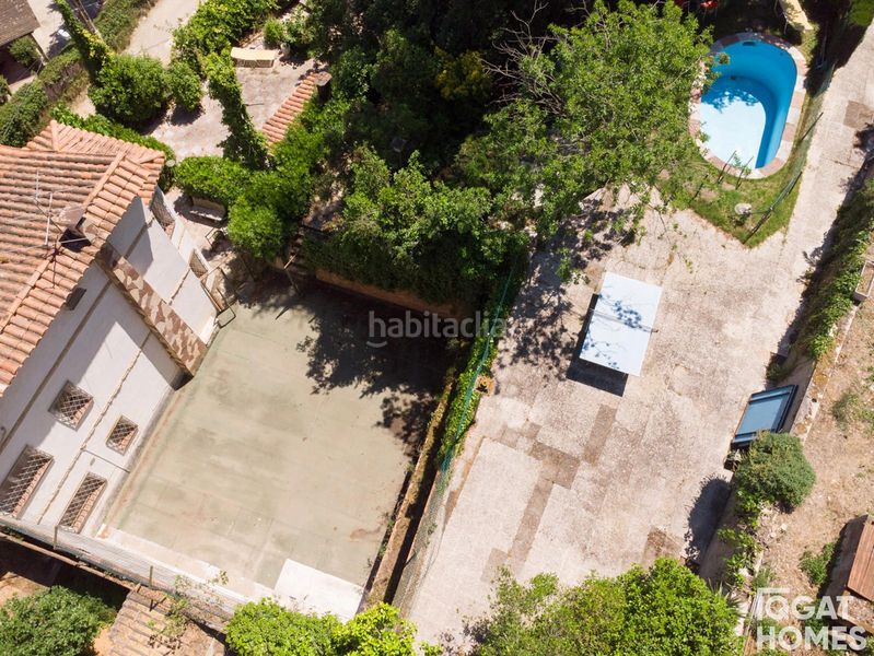 Foto 2a9d0f2a-f195-47a9-9107-745e22534fe1. Casa amb aparcament piscina a Molins de Rei