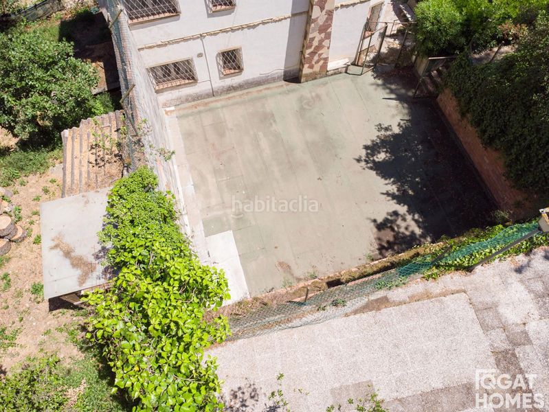 Foto 4cced4a0-5c0f-4725-ad84-fc377f239147. Casa amb aparcament piscina a Molins de Rei