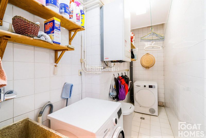 Foto 4ee59aaf-e7bc-4d5f-a535-6a34bd3f85b7. Casa adossada amb calefacció aparcament a Eixample Sant Cugat del Vallès