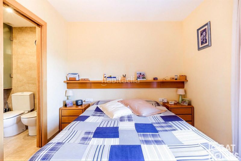 Foto 59c464ef-3583-428e-8383-15d53d5740db. Casa adossada amb calefacció aparcament a Eixample Sant Cugat del Vallès