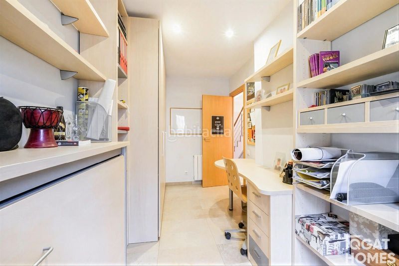 Foto b02d872f-b724-418b-b588-3020ebadd9f3. Casa adossada amb calefacció aparcament a Eixample Sant Cugat del Vallès