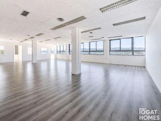 Ufficio  Cerdanyola. Oficinas con vistas panoramincas