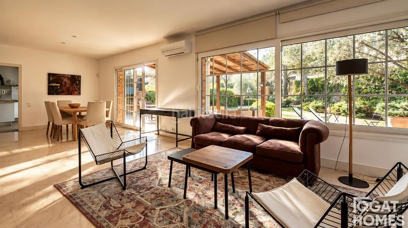 Foto 0878a236-337a-4101-93df-cc2fe48b369d. Alquiler chalet espectacular casa en valldoreix en Barcelona