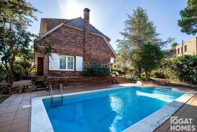 Foto bc555c71-d89b-4de1-b850-8caedbaff0aa. Alquiler chalet espectacular casa en valldoreix en Barcelona
