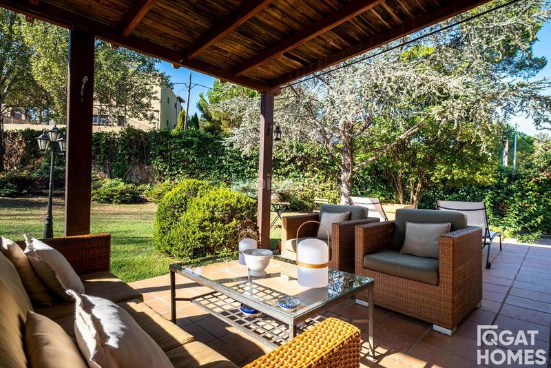 Foto f09dae7e-2e10-4734-a576-204682ab0ba4. Alquiler chalet espectacular casa en valldoreix en Barcelona