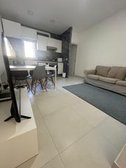 Lloguer Pis a Zona Avenida del Mar. Piso en calle gobernador 75