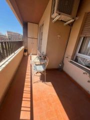 Location Appartement à Hospital - Plaza del Real. Piso en avenida casalduch 28