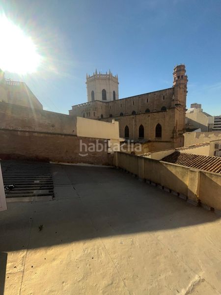 Foto 1f99c537-d533-41cf-9069-33e27f98a86d. Edificio  en calle colon 16 en Casco Histórico Castellón de la Plana