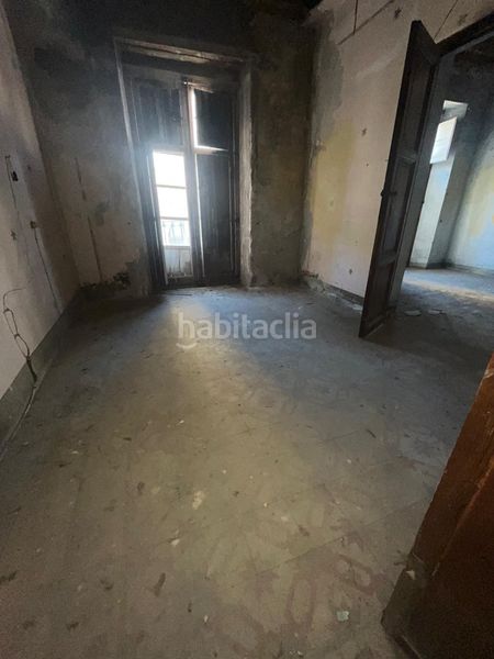 Foto 536d1f64-b7a8-489d-a7e0-4abc699310c7. Edificio  en calle colon 16 en Casco Histórico Castellón de la Plana