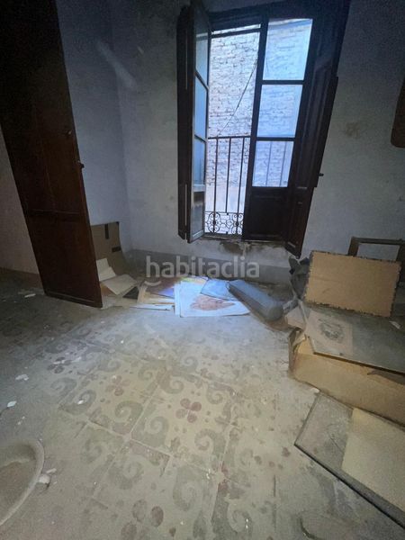 Foto 6cbbeaba-dd21-4365-ac9e-de32e14e61b8. Edificio  en calle colon 16 en Casco Histórico Castellón de la Plana