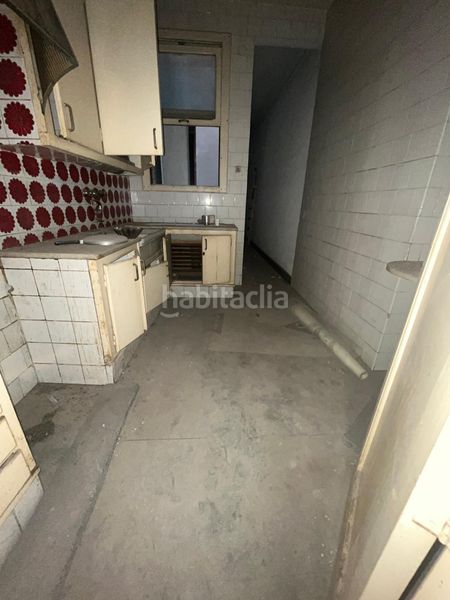 Foto af8baf6b-a66d-47d1-b3dd-995fd7dfc3f0. Edificio  en calle colon 16 en Casco Histórico Castellón de la Plana
