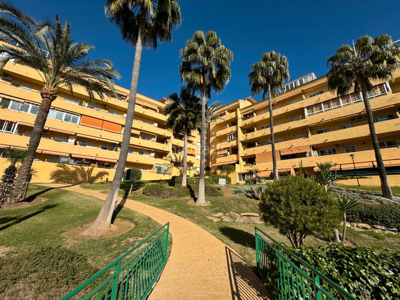 Foto 453902e1-fffe-4392-9b02-be06f6b9ebd7. Appartamento con parcheggio piscina in Los Pacos Fuengirola
