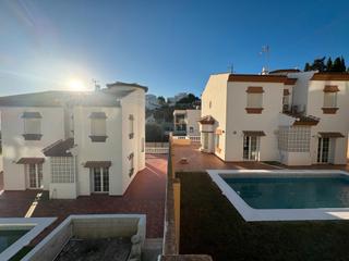 Chalet  Calle hermanos álvarez quintero. Chalet independiente en venta en la cala del moral, málaga. ¡ide