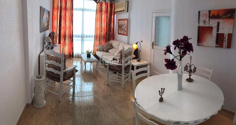 Foto 18651df0-27a0-497b-b94b-e24c6db91185. Rent flat in Los Castillejos - La Trinidad Málaga