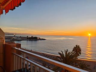 Location Appartement  Paseo marítimo rey de españa. Se alquila magnífico piso de 2 dormitorios en 1ª línea de playa,