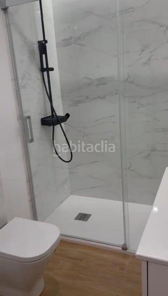 Foto 2de8906b-cef9-46f8-81f9-904b1665fc2d. Miete etagenwohnung in Playa de los Boliches Fuengirola