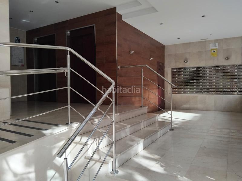 Foto 978f90ea-767b-40c7-958e-b9eabcf7f76e. Appartamento in camino de coín 31 in Centro ciudad Fuengirola