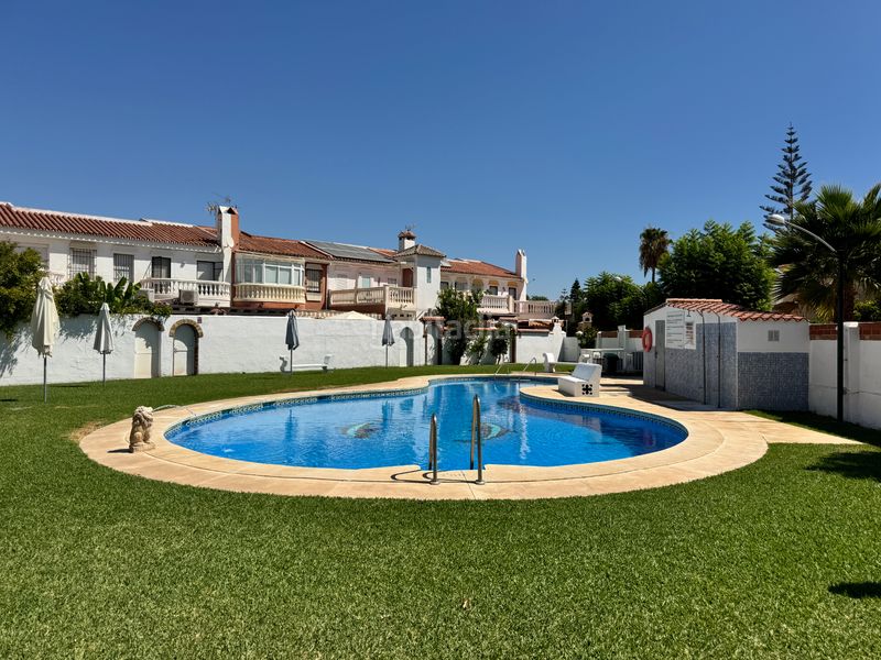 Foto 7dfd68ea-5844-4a1f-b8d6-71998915d760. Lloguer casa adossada amb xemeneia calefacció aparcament piscina a Málaga