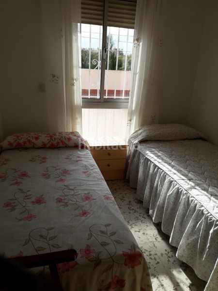 Foto 4b43d636-02ee-4c33-ab08-e0ff808e5612. Rent flat in Barrio de Ciudad Jardín Málaga