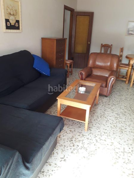 Foto d4507c23-d40f-4bee-897f-03aef933b666. Rent flat in Barrio de Ciudad Jardín Málaga