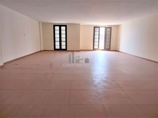 Rent Office space in Centro - La Vega Alta. Oficina a estrenar