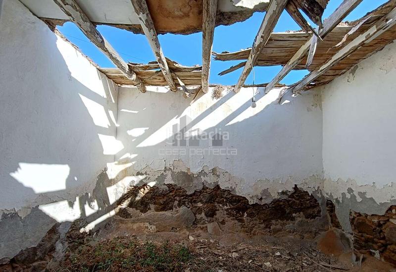 Foto 33dbf835-9a91-45a3-b9da-e45891e5119d. Masía Güime casa de pueblo a reformar con gran terreno en San Bartolomé