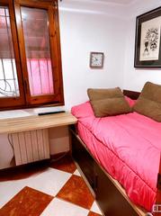 Xalet  Carrer ribera d'ebre. Chalet independiente en venta