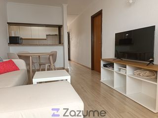 Miete Etagenwohnung  Av. v centenario