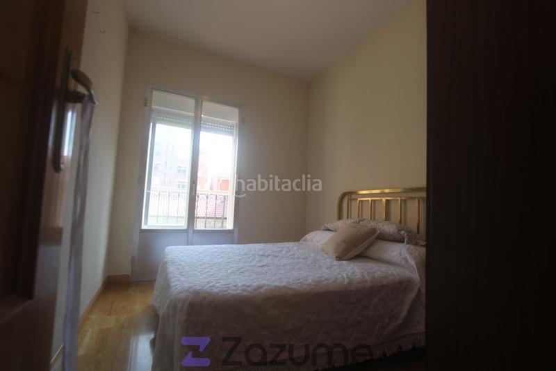 Foto f7d4bd08-afca-47ef-8cc5-35cce98c70fc. Lloguer pis amb calefacció a Santo Tomás Ávila