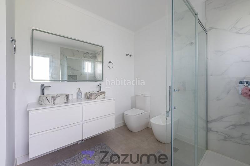Foto fe66507f-9ba5-4e78-bbe6-d6a4ed4948f6. Lloguer casa adossada amb piscina a La Dama de Noche - La Alzambra Marbella