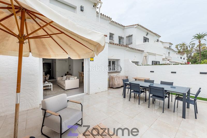 Foto 03e46c42-c10e-4035-b36b-317866991af3. Rent semi detached house with pool in La Dama de Noche - La Alzambra Marbella