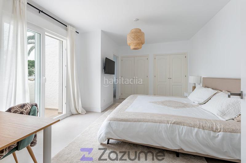 Foto aa404c7b-6af6-48d4-97e6-a08f7dffa809. Rent semi detached house with pool in La Dama de Noche - La Alzambra Marbella