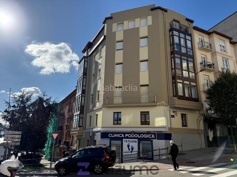 Foto f5b4abfb-7de8-439b-8346-8fa82835aaf3. Lloguer apartament a Puerto Chico Santander