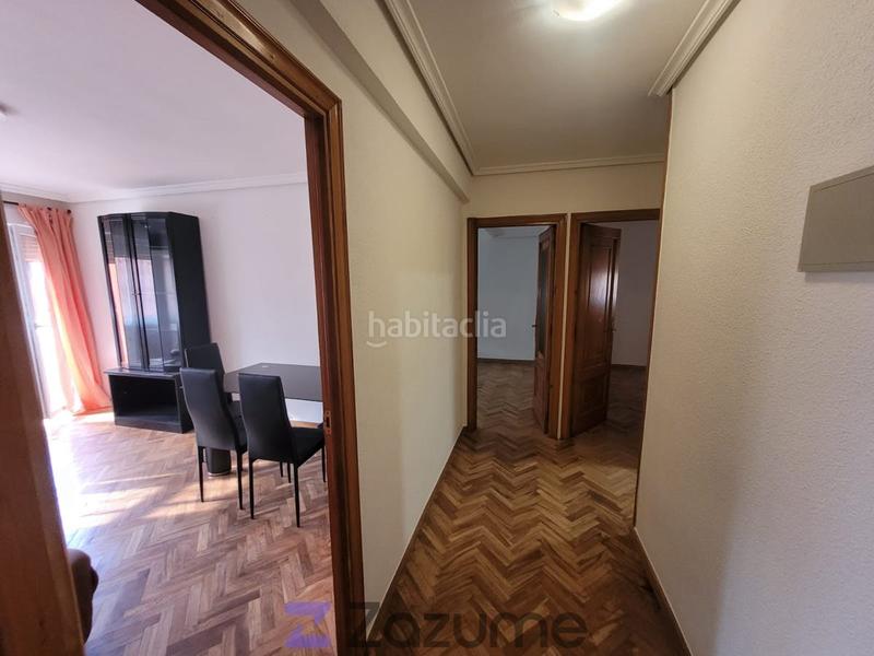 Foto 06b676e7-b3e1-41b8-b46e-5d1e60275f70. Alquiler piso en Via Romana Segovia