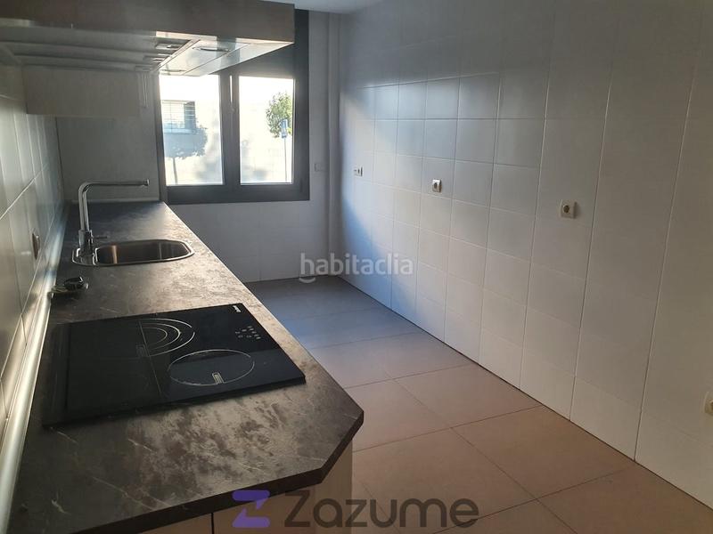 Foto 5a42642b-301a-46e0-b9d0-440dc72e84f5. Location appartement avec chauffage parking dans Sector Plaza de Toros Segovia