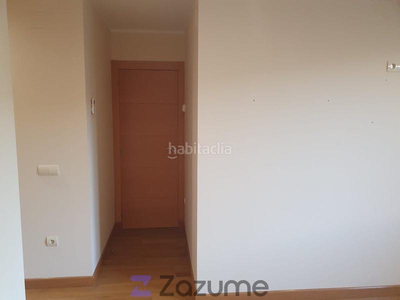 Foto 9e6a252d-a590-44d4-bcc5-1e7cba445cfe. Location appartement avec chauffage parking dans Sector Plaza de Toros Segovia