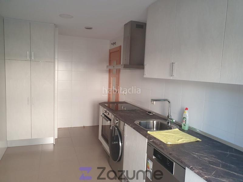 Foto c11c8e49-ad9a-4400-9de5-fee5854e5791. Location appartement avec chauffage parking dans Sector Plaza de Toros Segovia