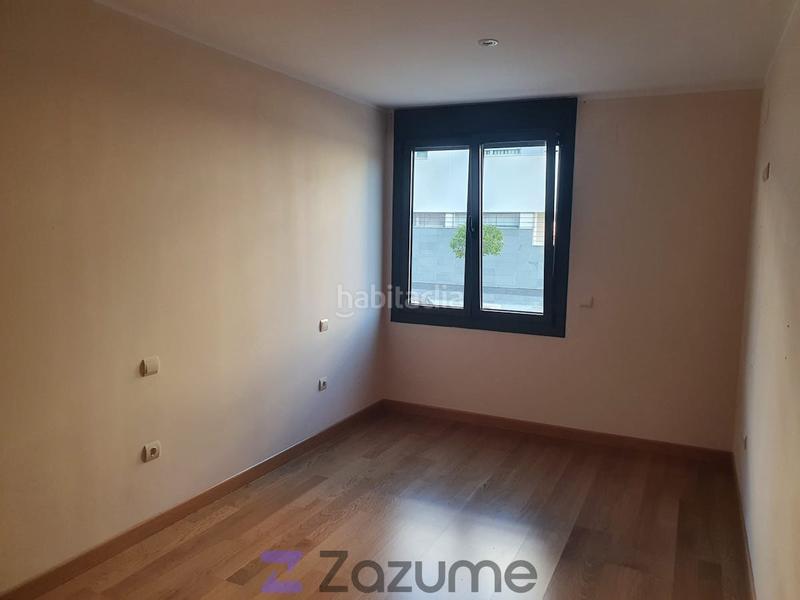 Foto cdc36dfd-931e-495b-b66b-5e10cb4747d7. Location appartement avec chauffage parking dans Sector Plaza de Toros Segovia