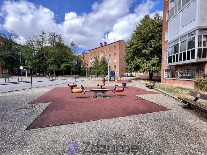 Foto ca5f6cc5-20c5-477e-81b6-73034a6aa8a7. Alquiler piso en Adurtza Vitoria - Gasteiz