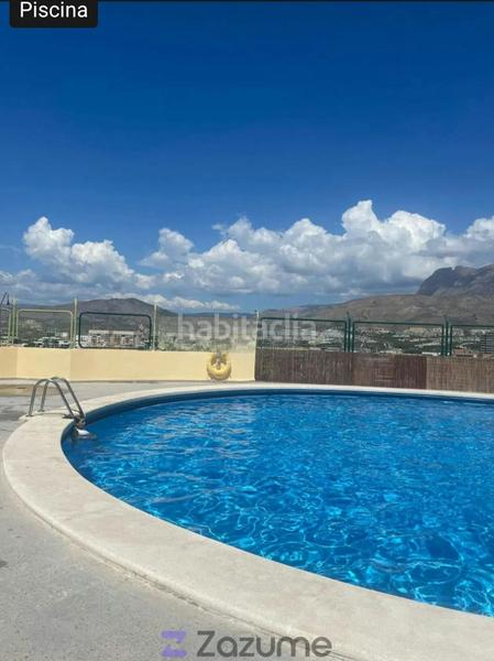 Foto a8fe2e2d-3d30-4c8f-98e2-105cc3a02d27. Affitto piccolo appartamento con riscaldamento piscina in Benidorm