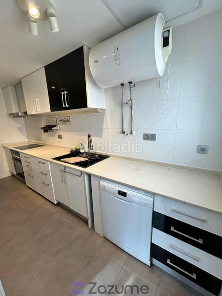 Foto 88092d48-980b-4bf0-b0a2-be4d23d1b2c1. Alquiler piso en Benetússer