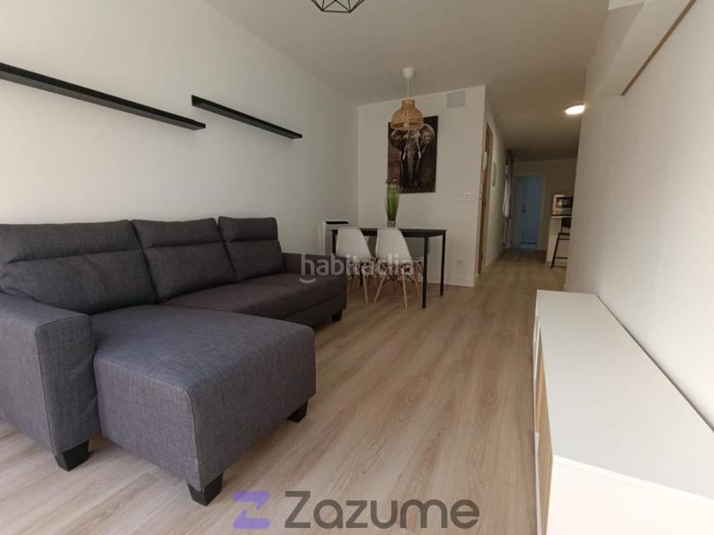 Foto f59e93fc-63ee-4473-b84c-81658cb59f1a. Rent flat with heating in Campo de la Juventud Palencia