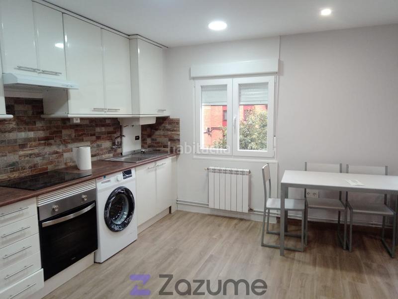 Foto 012f5ae8-90d3-4d3e-9416-de8cc721b432. Location appartement avec chauffage dans Pumarín Gijón
