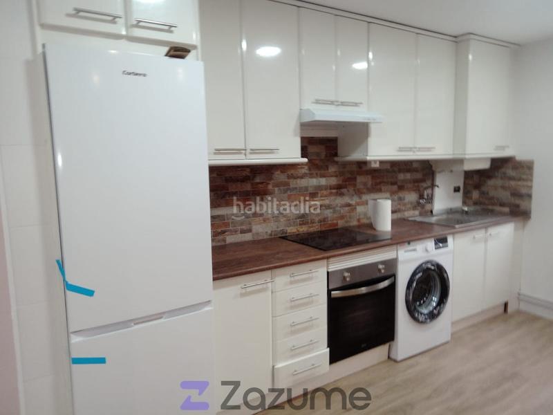 Foto 6c0b0e30-7e2a-41dd-ade1-d70bad2d159a. Location appartement avec chauffage dans Pumarín Gijón