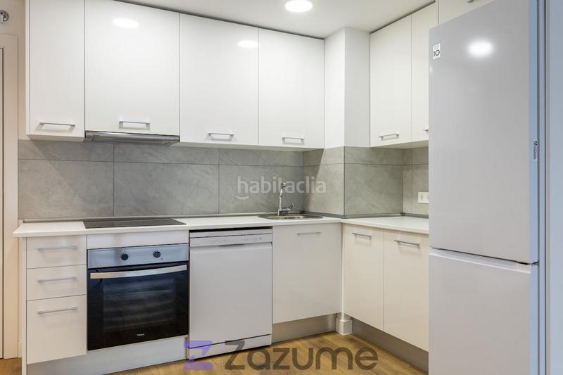 Foto 4169f13c-4e8b-43c4-9179-acd440ba92c0. Rent flat with heating parking pool in Polígono Industrial Sur San Sebastián de los Reyes